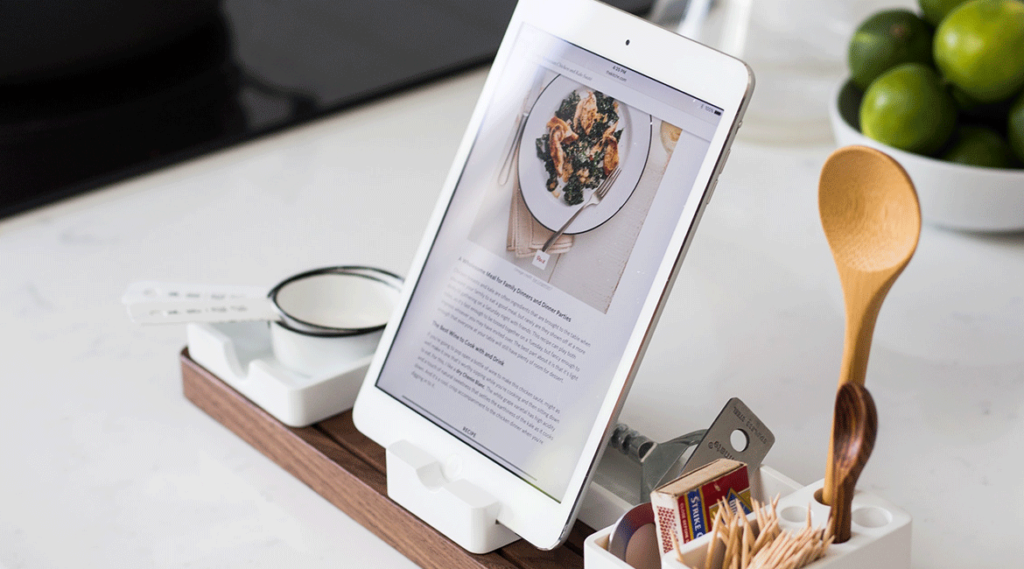 Read more about the article Energy-Efficient Smart Kitchen Gadgets (2024)